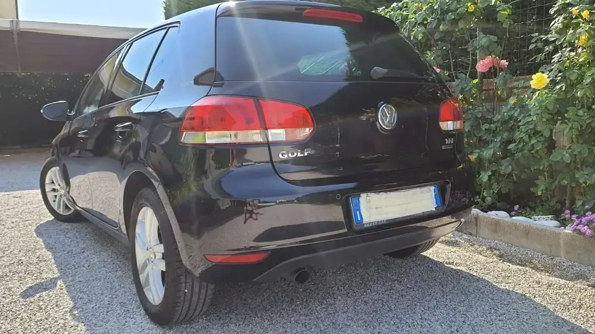 Usata VW Golf VI Comfortline 105 CV (77 kW) 2011 Utilitaria