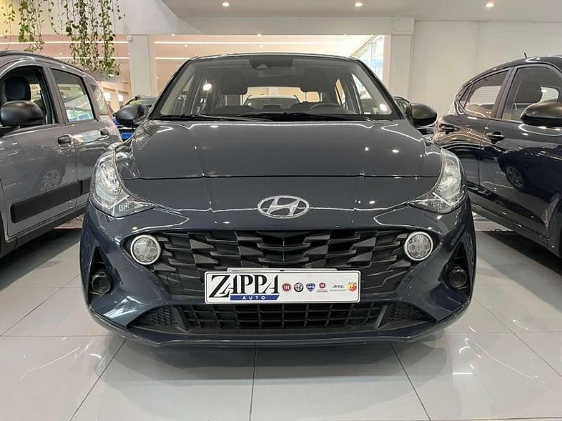 Usata Hyundai i10 Advanced 67 CV (49 kW) 2022 Grigio Utilitaria