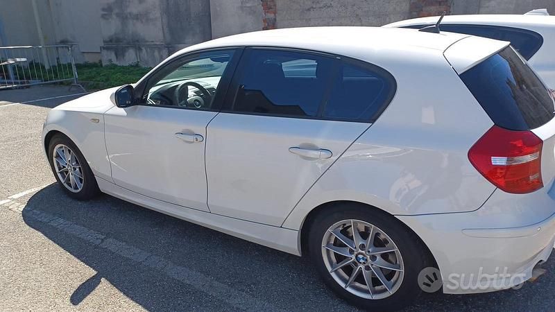 Usata BMW 118 2010 Bianco Utilitaria