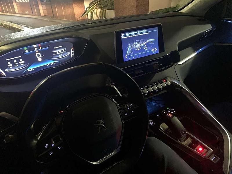 Usata Peugeot 5008 Allure 131 CV (96 kW) 2019 Nero SUV