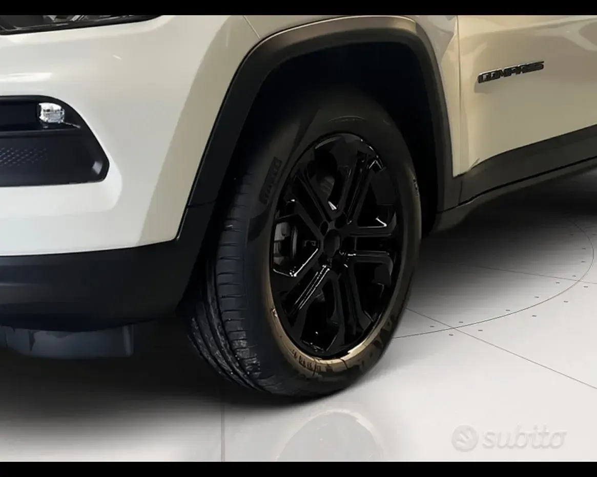 Usata Jeep Compass Night Eagle 131 CV (96 kW) 2023 Bianco SUV