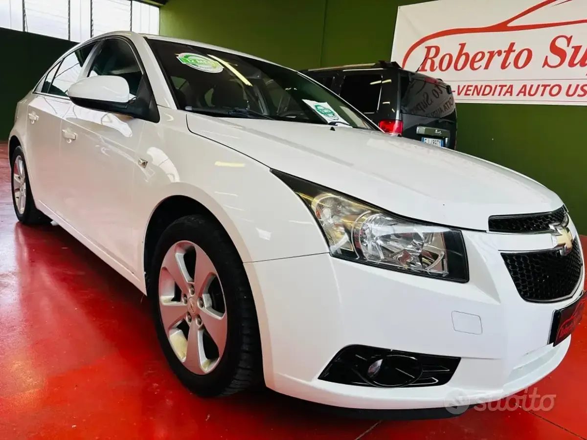 Usata Chevrolet Cruze LT 150 CV (110 kW) 2010 Bianco Berlina