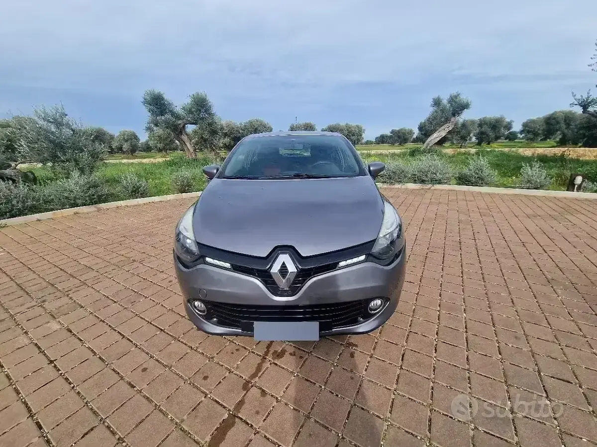 Usata Renault Clio IV 75 CV (55 kW) 2016 Grigio Berlina