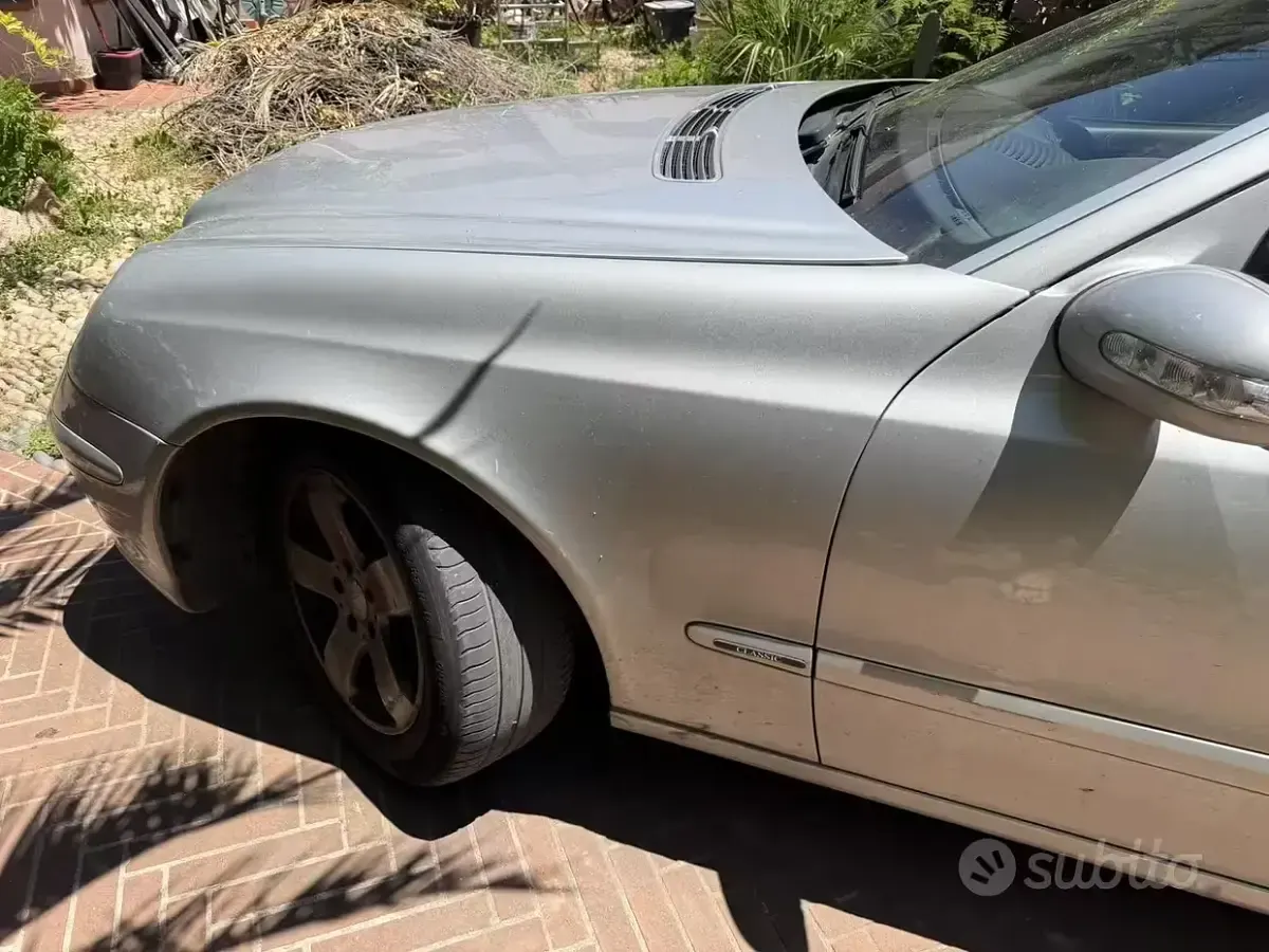 Usata Mercedes E270 177 CV (130 kW) 2003 Berlina
