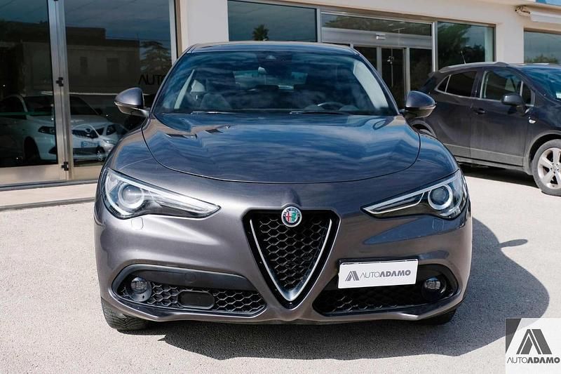 Usata Alfa Romeo Stelvio Executive 180 CV (132 kW) 2018 Grigio SUV