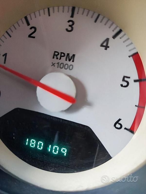 Usata Dodge Caliber SXT 140 CV (102 kW) 2009 Nero Utilitaria