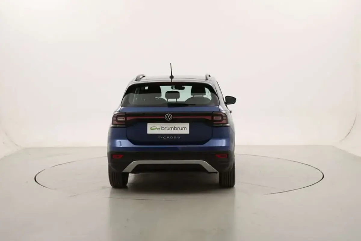 Usata VW T-Cross Style 110 CV (80 kW) 2022 Blu SUV