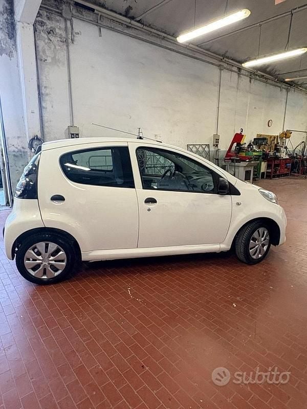 Usata Citroën C1 68 CV (50 kW) 2011 Bianco Utilitaria