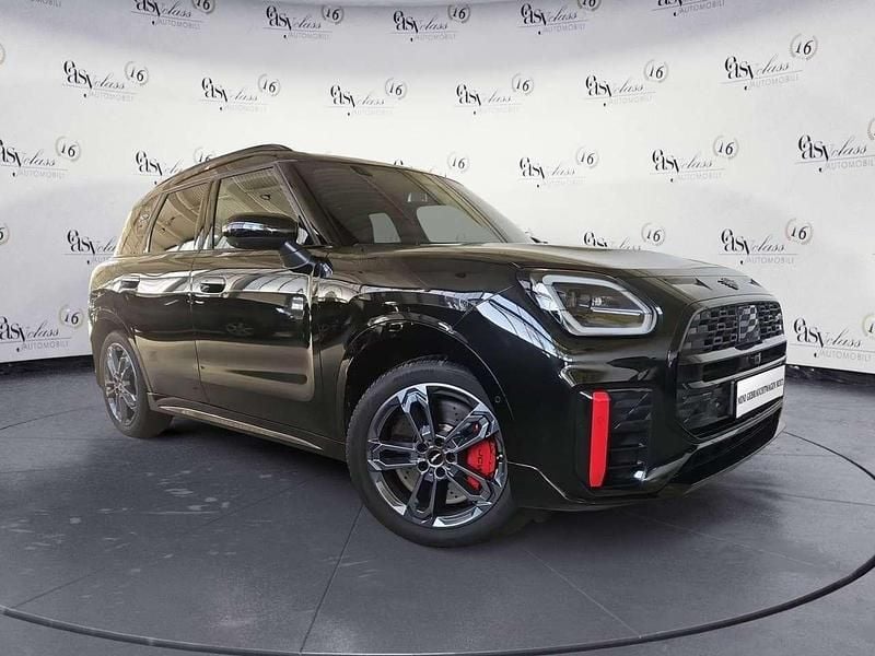 Usata Mini John Cooper Works 300 CV (220 kW) 2025 Nero Utilitaria