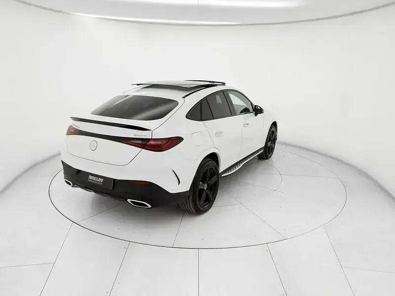 Usata Mercedes GLC300e AMG Line Premium Plus 333 CV (244 kW) 2023 Bianco SUV