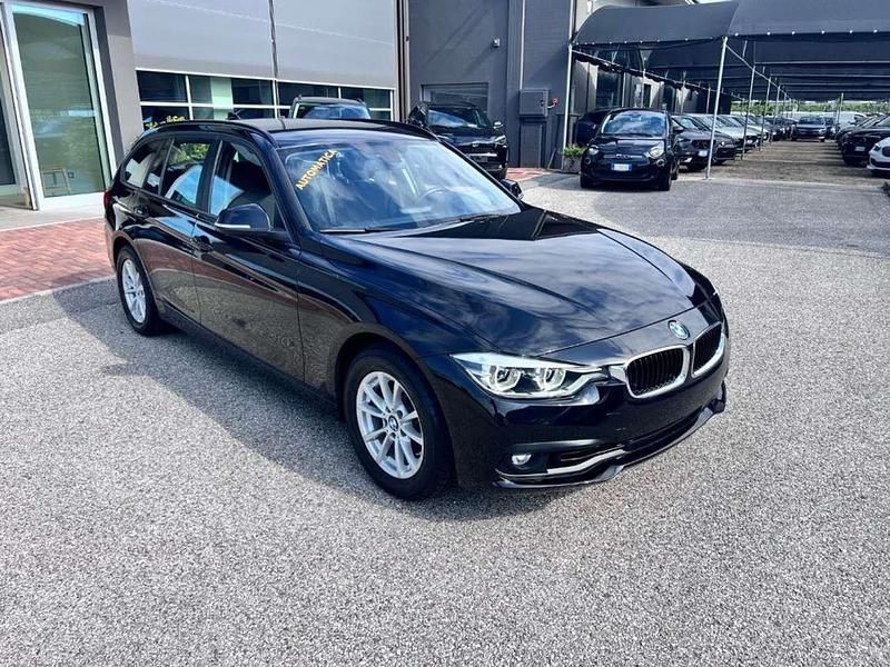 Usata BMW 318 Advantage 136 CV (100 kW) 2018 Nero Station wagon