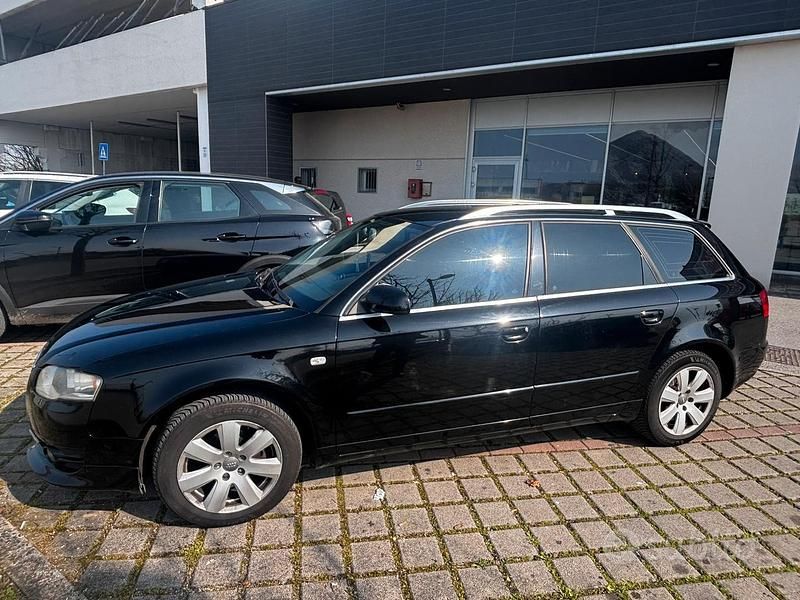 Usata Audi A4 140 CV (102 kW) 2005 Nero Berlina