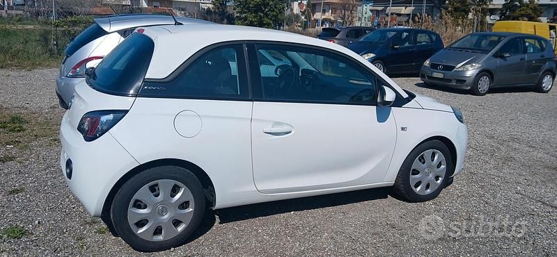Usata Opel Adam 70 CV (51 kW) 2015 Bianco Utilitaria