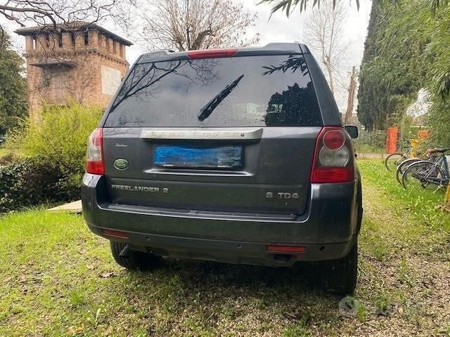 Usata Land Rover Freelander 2 160 CV (117 kW) 2009 Grigio SUV