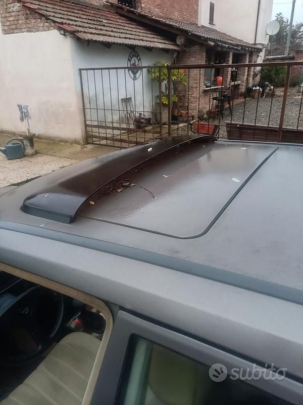 Usata Mercedes 190 122 CV (89 kW) 1983 Grigio Berlina