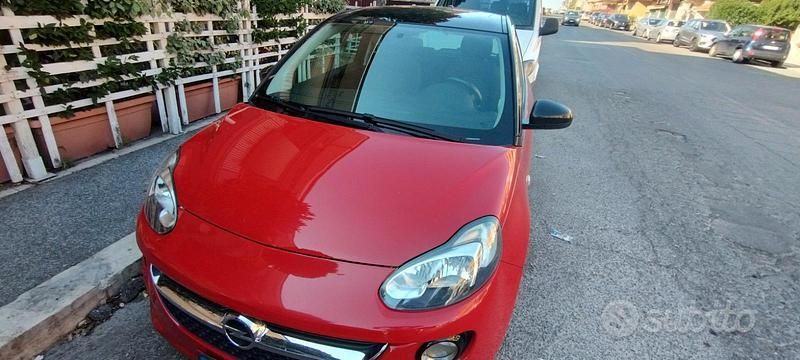 Usata Opel Adam 69 CV (50 kW) 2018 Rosso Utilitaria