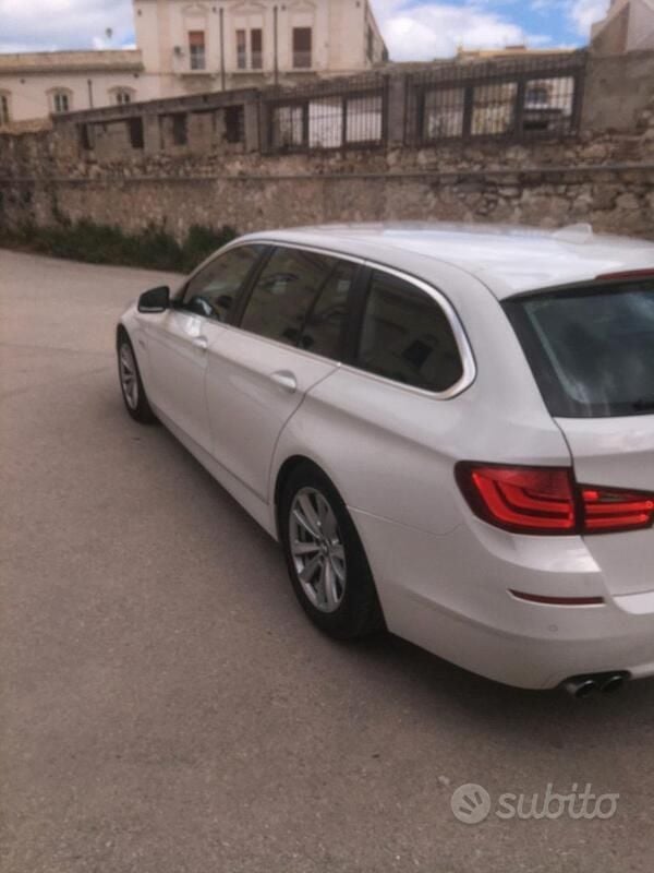 Usata BMW 525 Efficient Dynamics 218 CV (160 kW) 2013 Bianco Station wagon