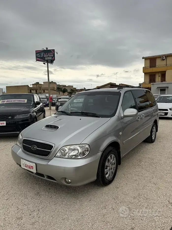 Usata Kia Carnival Comfort 145 CV (106 kW) 2004 Monovolume