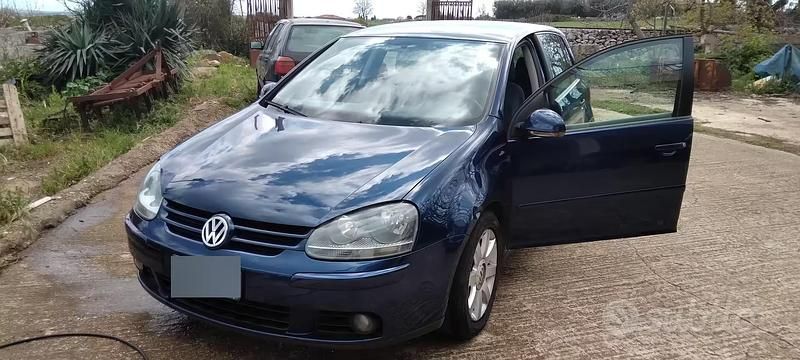 Usata VW Golf IV 2004 Berlina