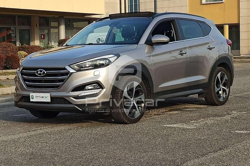 Grigio Usata 2016 Hyundai Tucson Xpossible SUV | 10.400 € (Molto cara) - Immagine 1/4