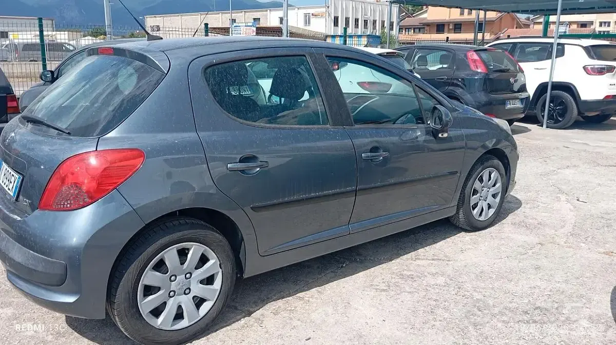 Usata Peugeot 207 68 CV (50 kW) 2007 Grigio Berlina