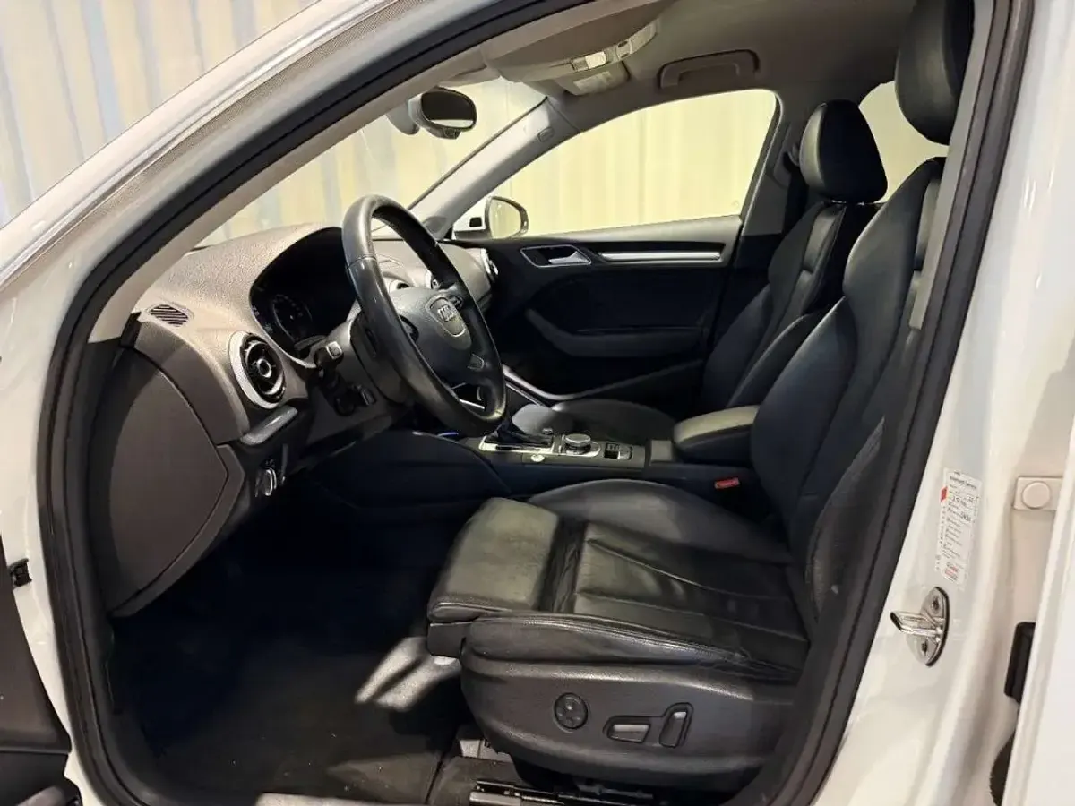 Gebraucht Audi A3 Ambition 150 PS (110 kW) 2013 Weiß Limousine