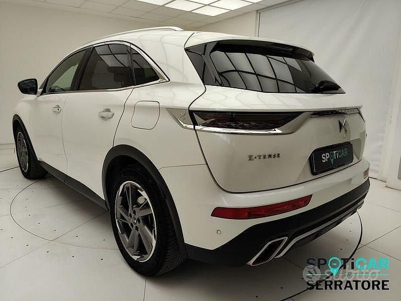 Usata DS Automobiles DS7 Crossback Grand Chic 224 CV (164 kW) 2022 Bianco SUV