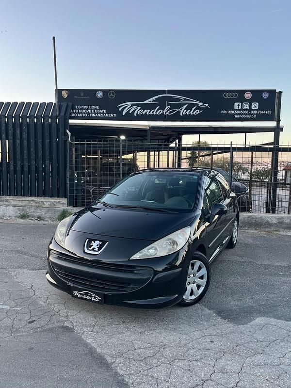 Usata Peugeot 207 75 CV (55 kW) 2008 Nero Berlina