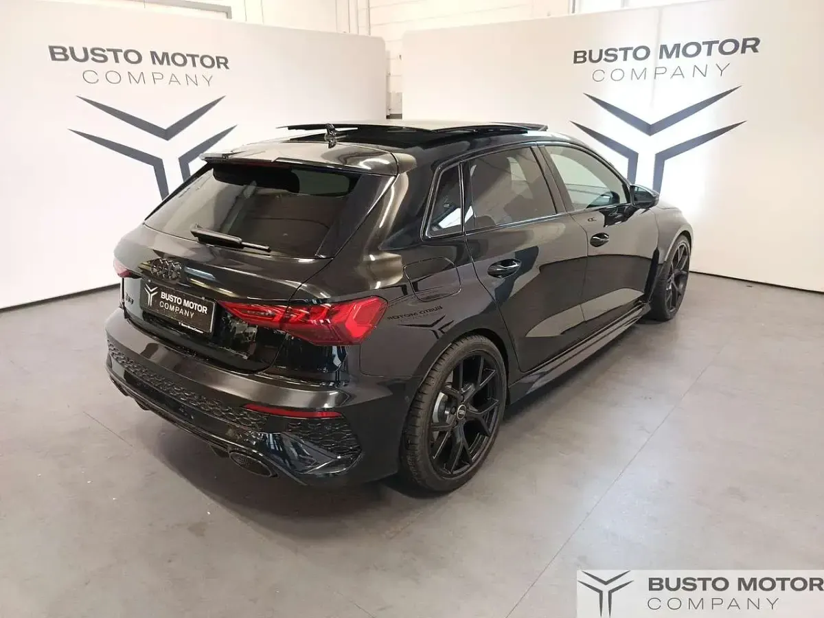 Usata Audi RS3 Ambiente 400 CV (294 kW) 2023 Nero Berlina