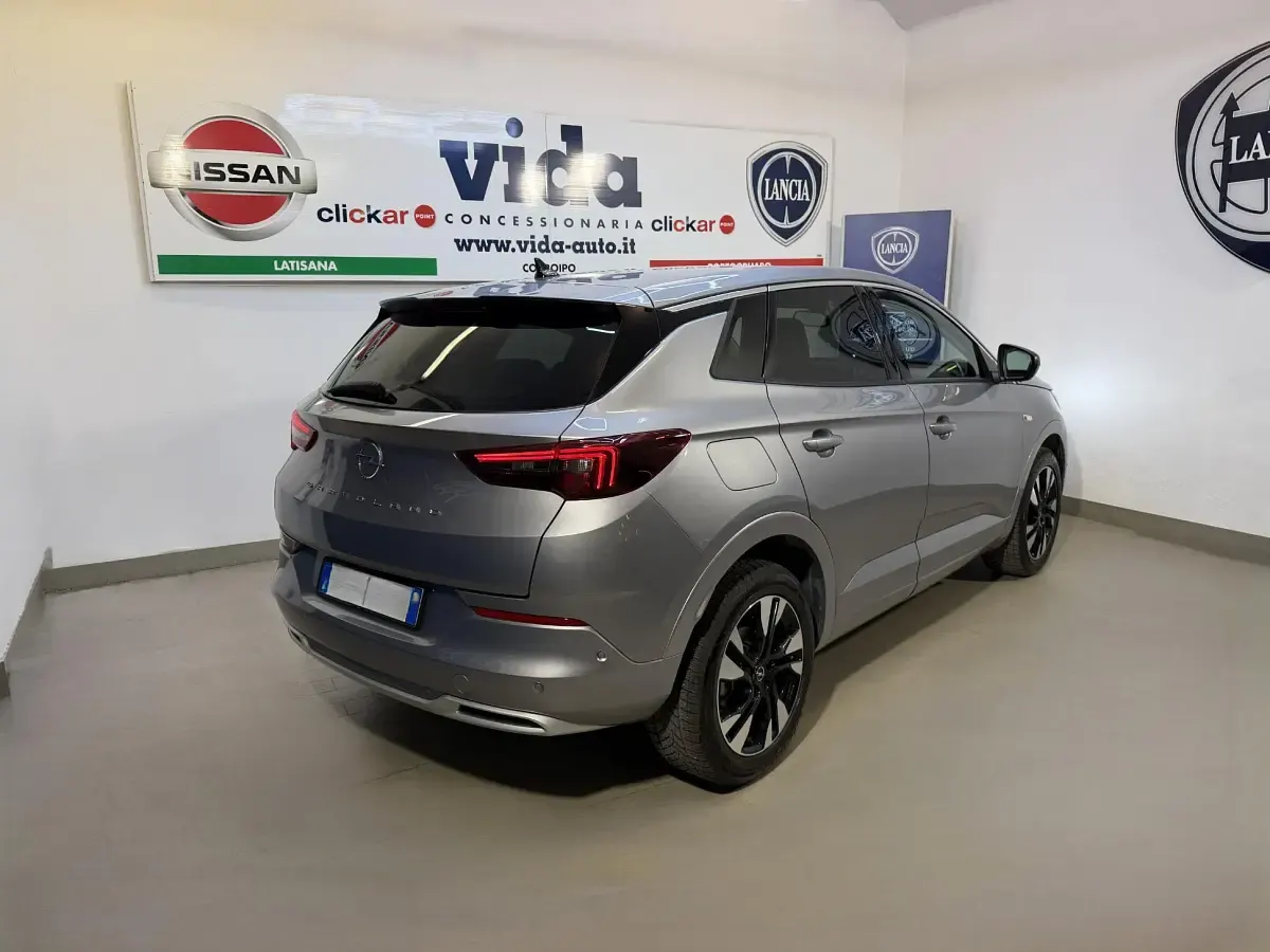 Usata Opel Grandland X 131 CV (96 kW) 2022 Grigio SUV