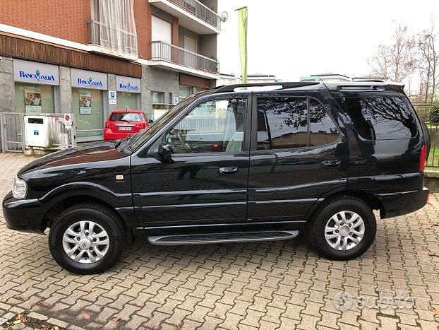 Usata Tata Safari 143 CV (105 kW) 2008 Nero SUV