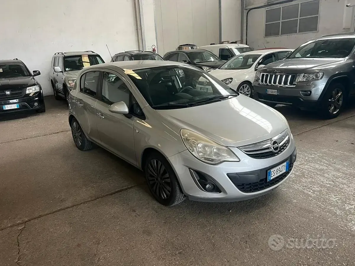 Usata Opel Corsa 86 CV (63 kW) 2013 Bianco Utilitaria