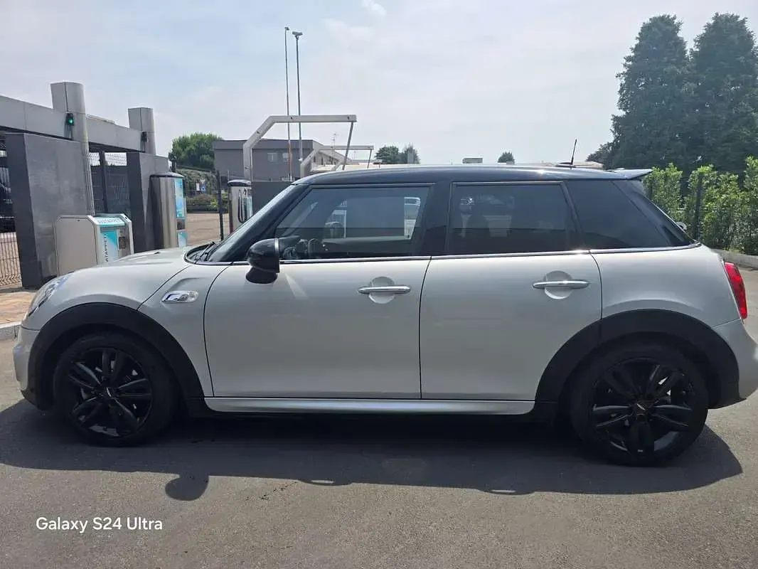 Usata Mini Cooper SD Hype 170 CV (125 kW) 2016 Nero Utilitaria