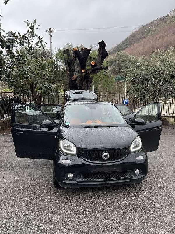 Usata Smart ForFour Passion 75 CV (55 kW) 2015 Utilitaria