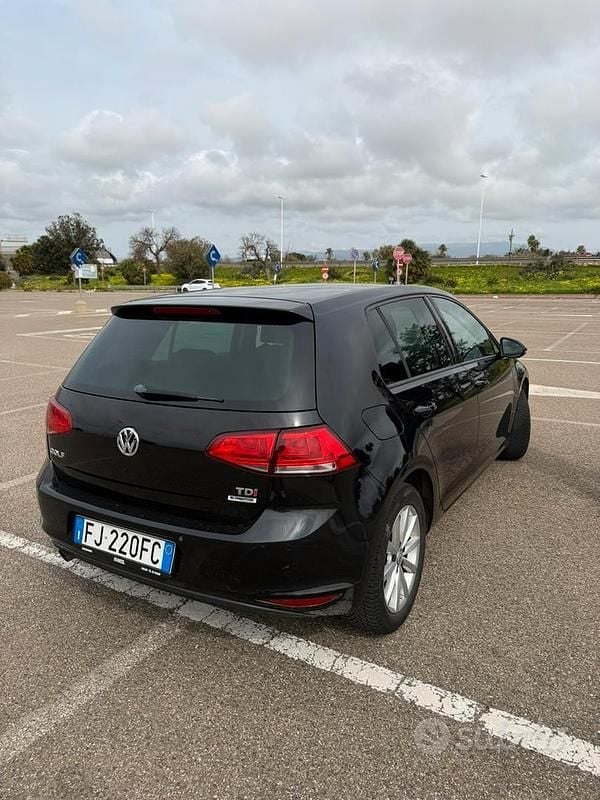 Usata VW Golf VII Trendline 110 CV (80 kW) 2016 Nero Berlina