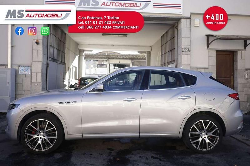 Usata Maserati Levante 275 CV (202 kW) 2017 Grigio SUV