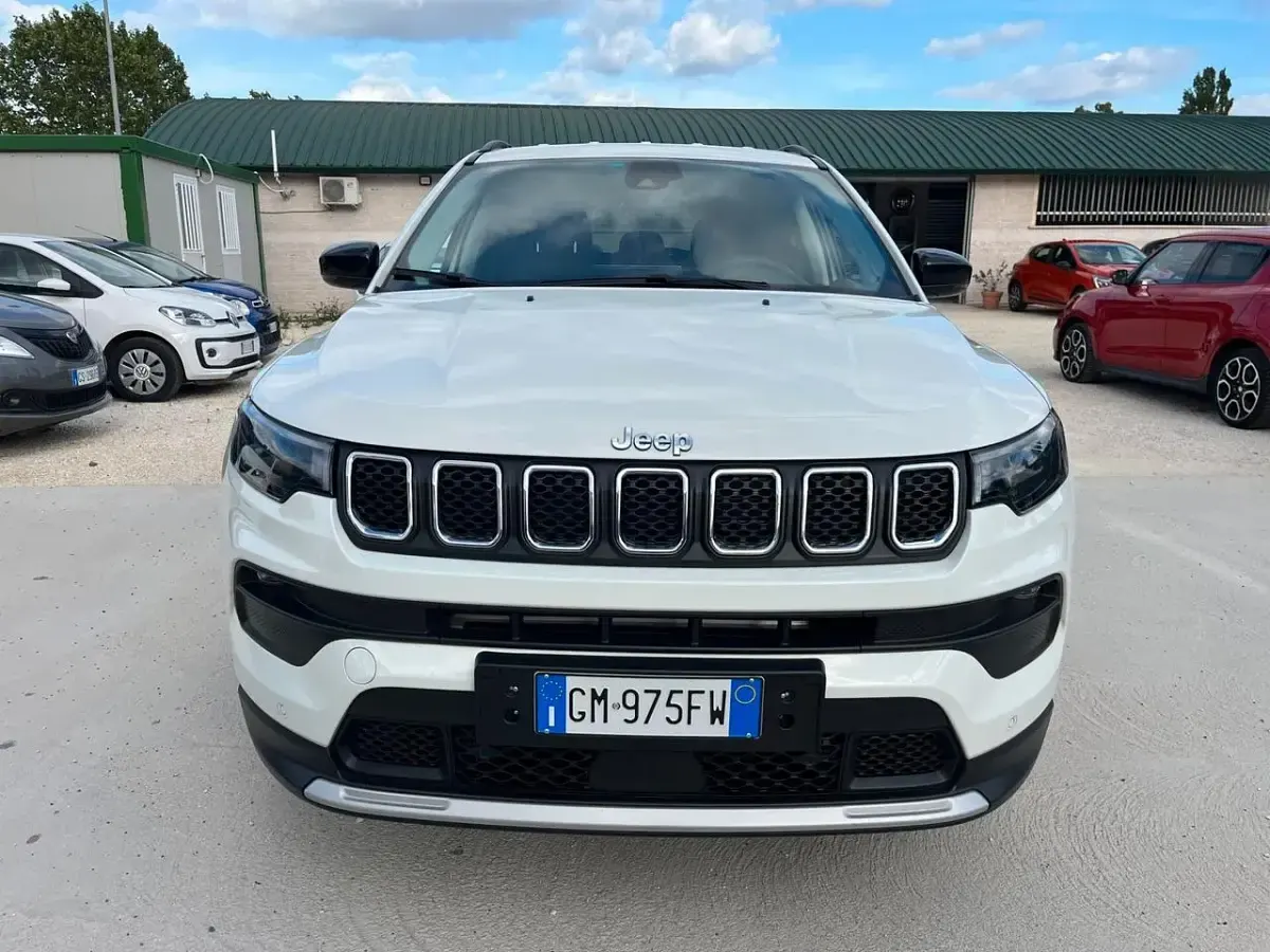 Usata Jeep Compass 130 CV (95 kW) 2023 Bianco SUV