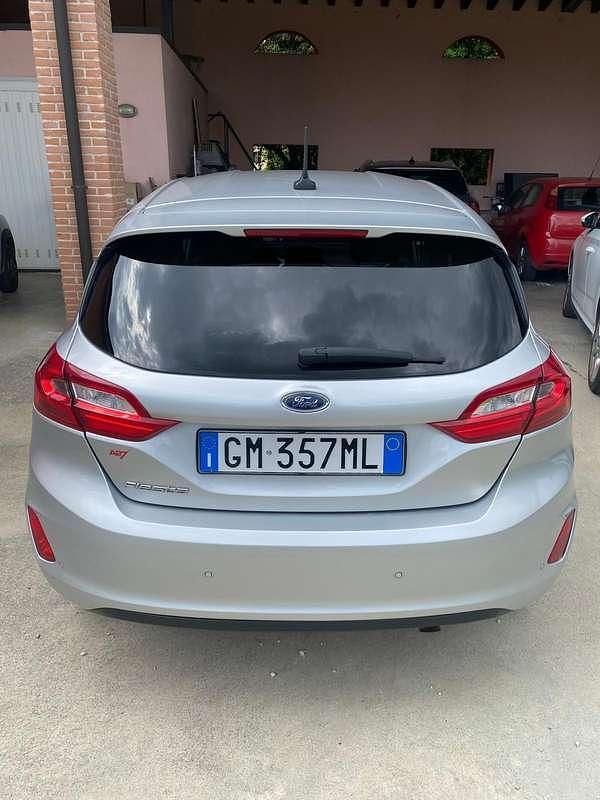 Usata 2019 Ford Fiesta Titanium Tre volumi | 11.000 € (Cara) - Immagine 1/4