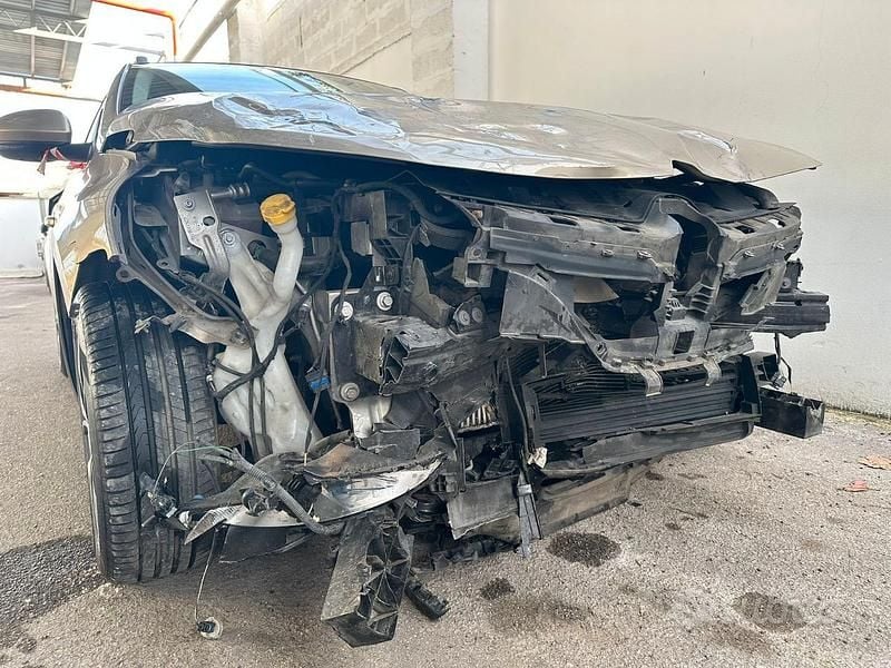 Usata 2018 Renault Mégane IV Bose Edition Station wagon | 4000 € - Immagine 1/4