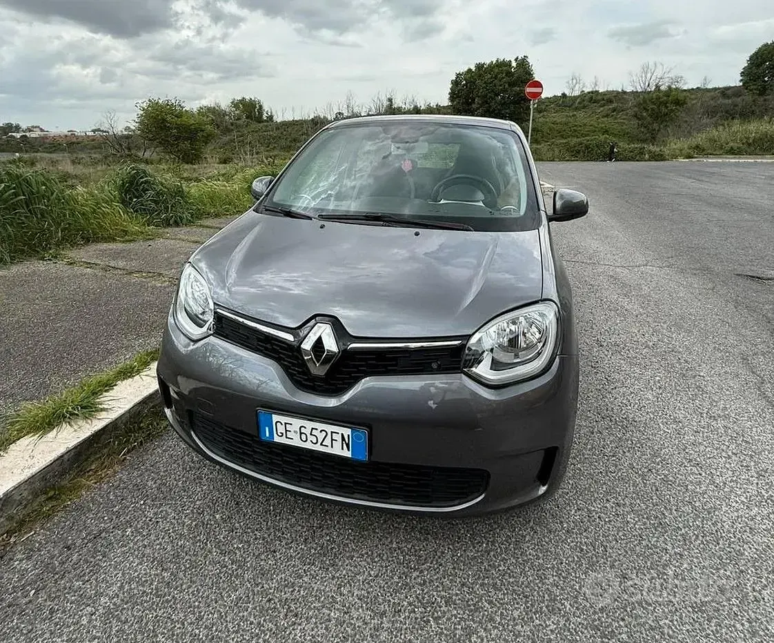 Usata Renault Twingo 69 CV (50 kW) 2021 Grigio Utilitaria