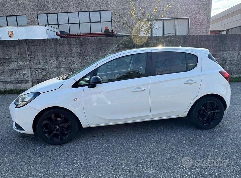 Usata Opel Corsa 90 CV (66 kW) 2015 Bianco Berlina