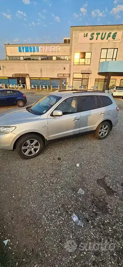 Usata Hyundai Santa Fe 155 CV (114 kW) 2009 Grigio SUV