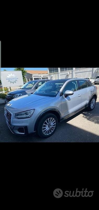 Usata Audi Q2 116 CV (85 kW) 2017 Grigio SUV