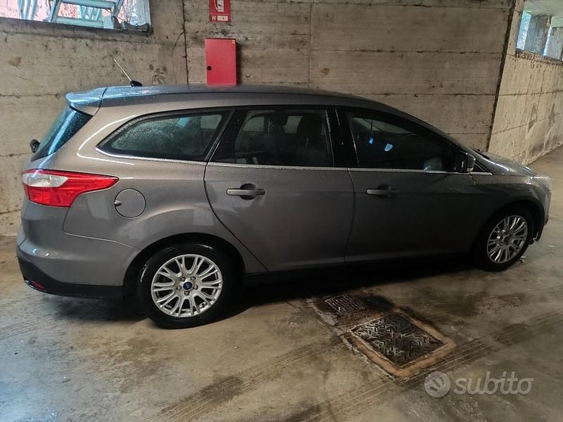 Usata Ford Focus Titanium 2011 Station wagon