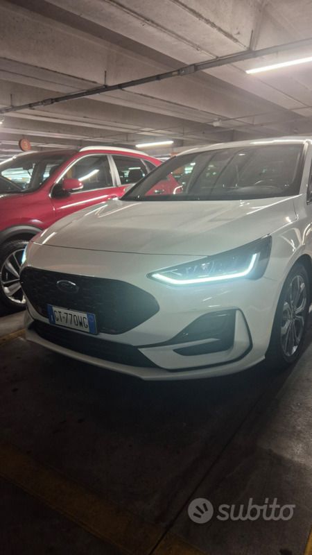 Usata Ford Focus ST-Line 120 CV (88 kW) 2023 Bianco Berlina
