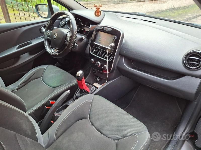Usata Renault Clio IV 75 CV (55 kW) 2017 Grigio Berlina
