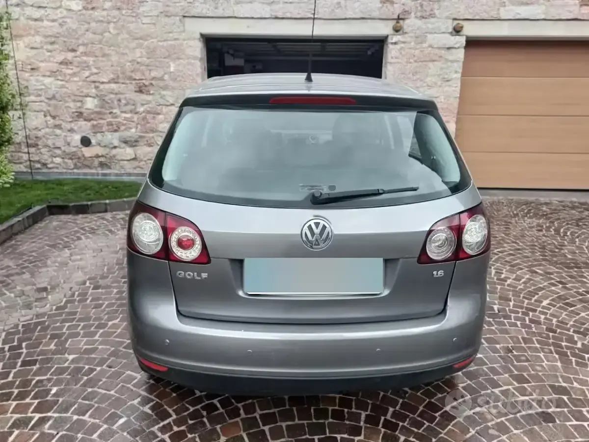 Usata VW Golf 102 CV (75 kW) 2006 Grigio Monovolume
