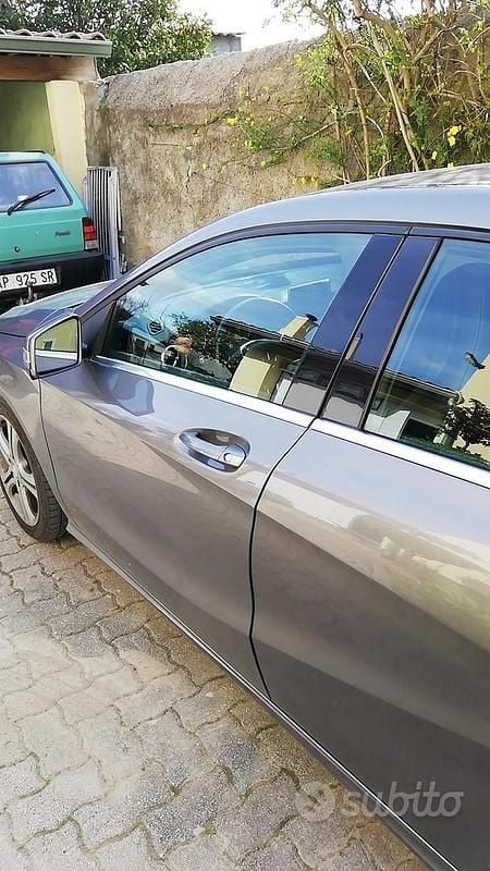 Usata Mercedes A180 2013 Grigio Berlina