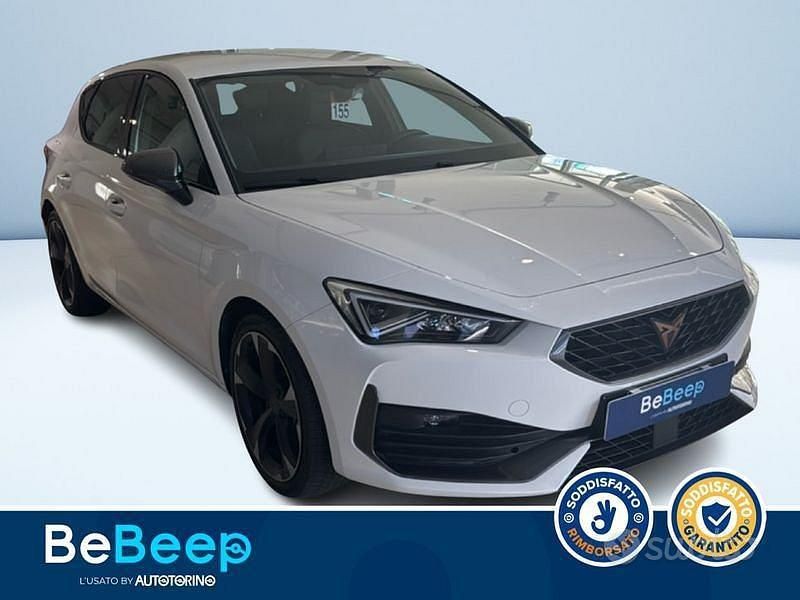 Usata Cupra Leon 150 CV (110 kW) 2024 Bianco pastello Berlina