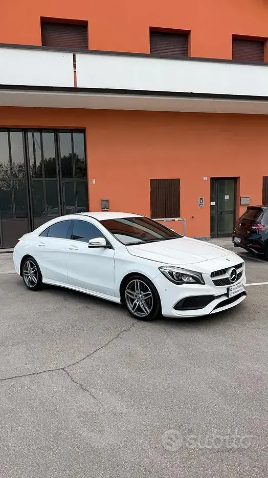 Usata Mercedes CLA180 Premium 109 CV (80 kW) 2016 Bianco Coupé